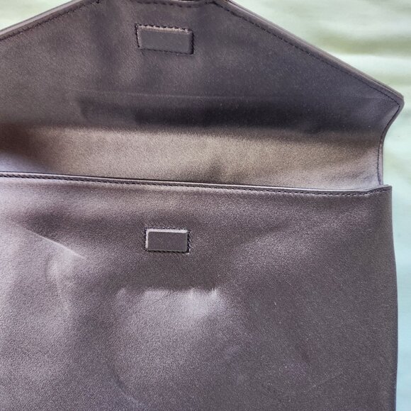 Stuart Weitzman Dahlia Smoky Amethyst Satin Clutch Magnetic Closure Purple - Picture 2 of 4